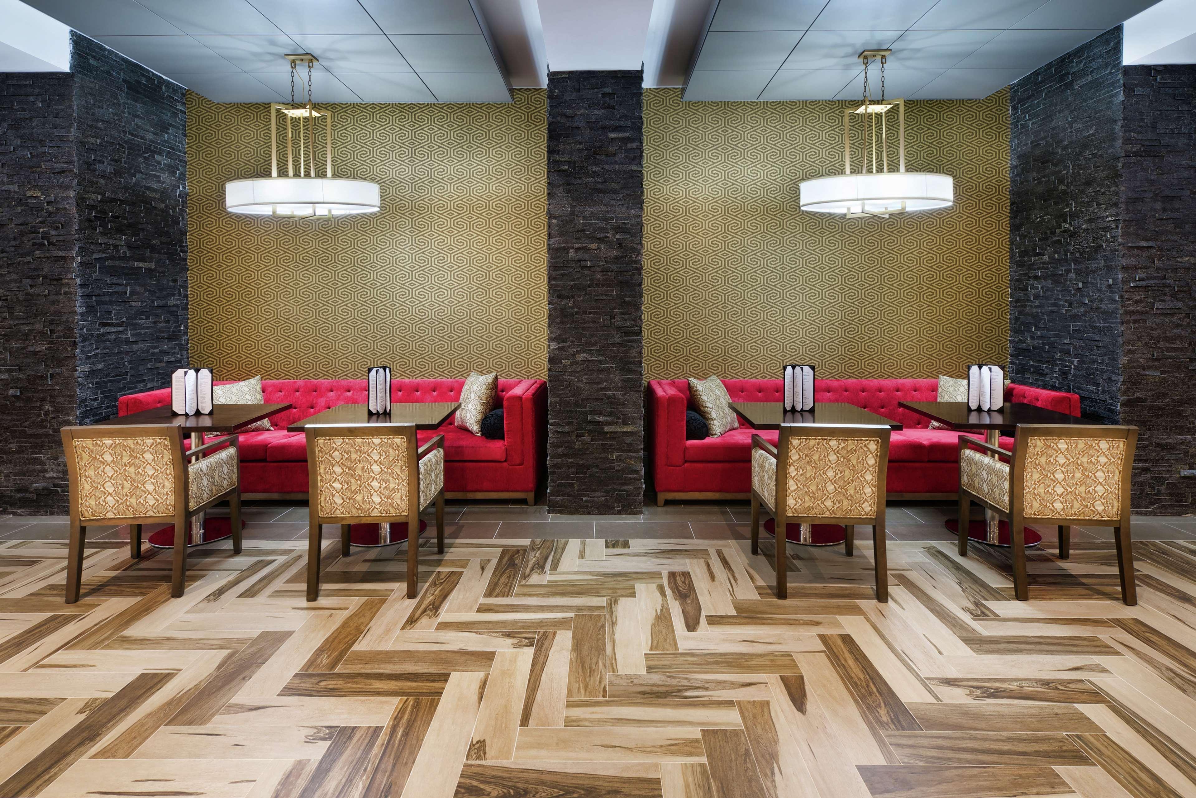 Doubletree By Hilton Orlando East - Ucf Area Hotell Alafaya Exteriör bild