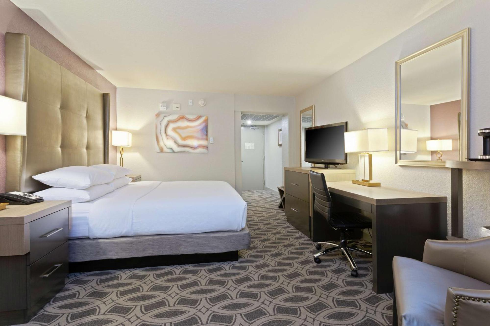 Doubletree By Hilton Orlando East - Ucf Area Hotell Alafaya Exteriör bild